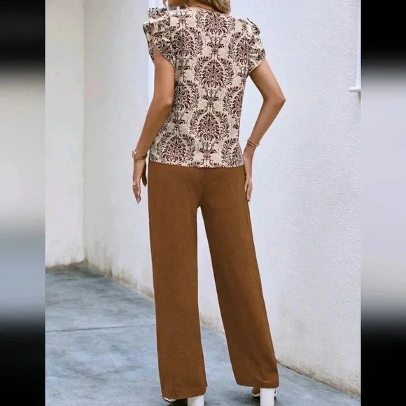 Damask Print Butterfly Sleeve Blouse & Belted Wide Leg Pants - Picture 6 of 6